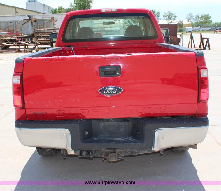 image for item G5489 2008 Ford F250 Super Duty XL SuperCab pickup truck