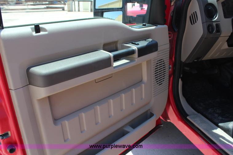 image for item G5489 2008 Ford F250 Super Duty XL SuperCab pickup truck