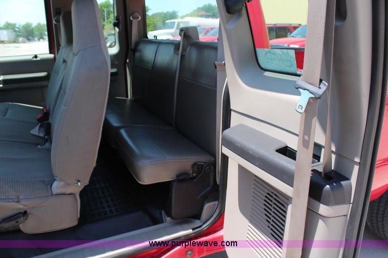 image for item G5489 2008 Ford F250 Super Duty XL SuperCab pickup truck