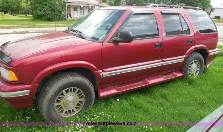 image for item H3118 1995 GMC Jimmy SL SUV