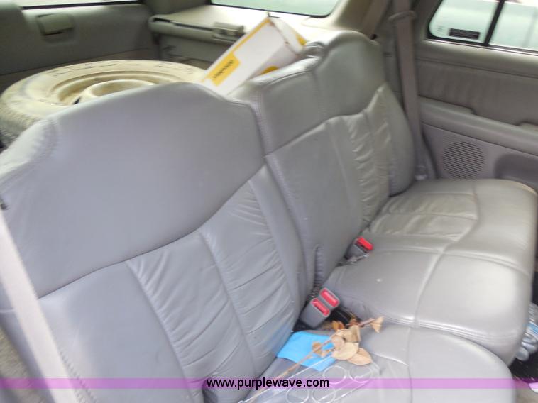 image for item H3118 1995 GMC Jimmy SL SUV