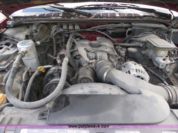 image for item H3118 1995 GMC Jimmy SL SUV