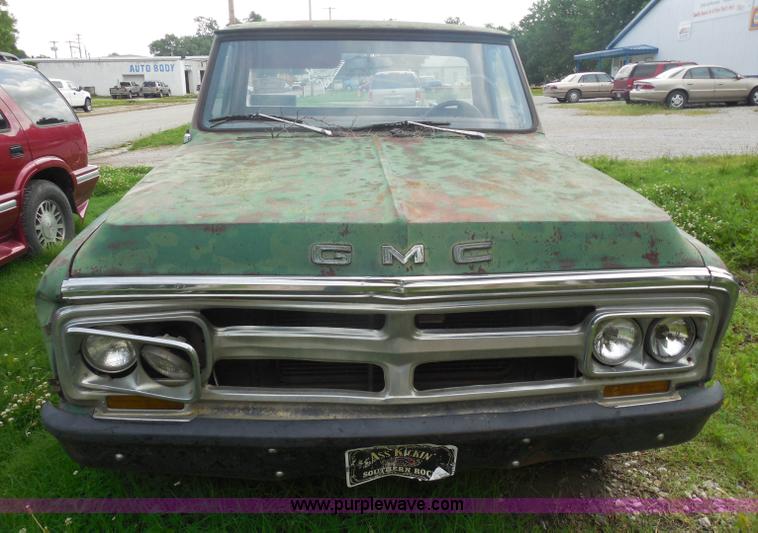 image for item H3119 1969 GMC pickup truck