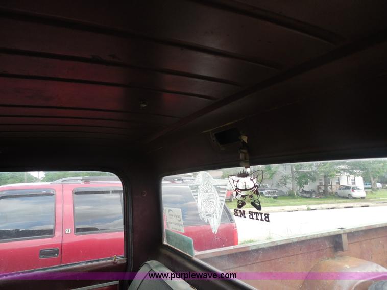 image for item H3119 1969 GMC pickup truck
