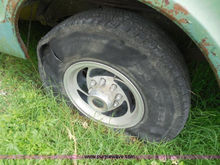 image for item H3119 1969 GMC pickup truck