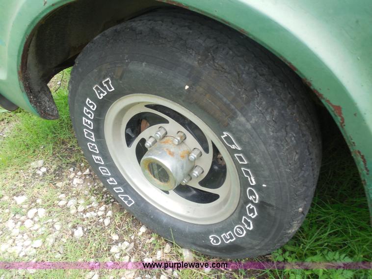 image for item H3119 1969 GMC pickup truck