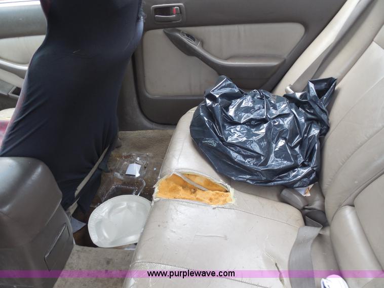 image for item H3120 1996 Toyota Camry LE