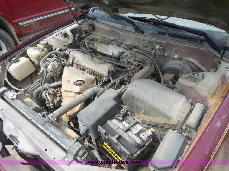 image for item H3120 1996 Toyota Camry LE