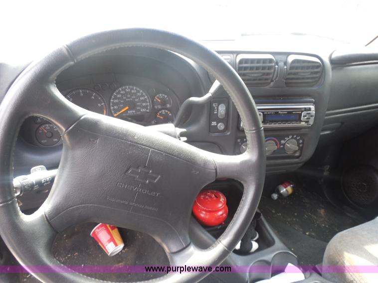 image for item H3121 1998 Chevrolet Blazer LS SUV