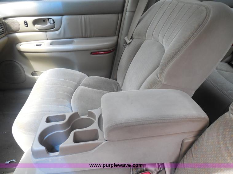 image for item H3122 2001 Buick Century Custom