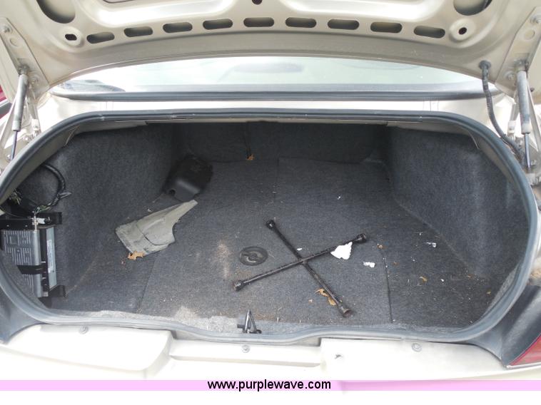 image for item H3122 2001 Buick Century Custom