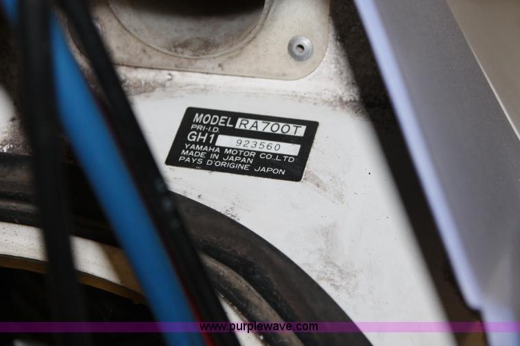 image for item H3521 (2) Yamaha WaveRaider 700 personal watercrafts