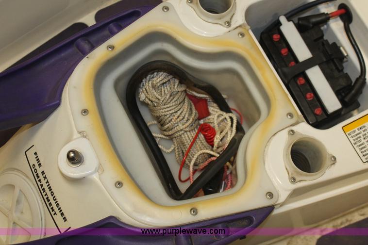 image for item H3521 (2) Yamaha WaveRaider 700 personal watercrafts