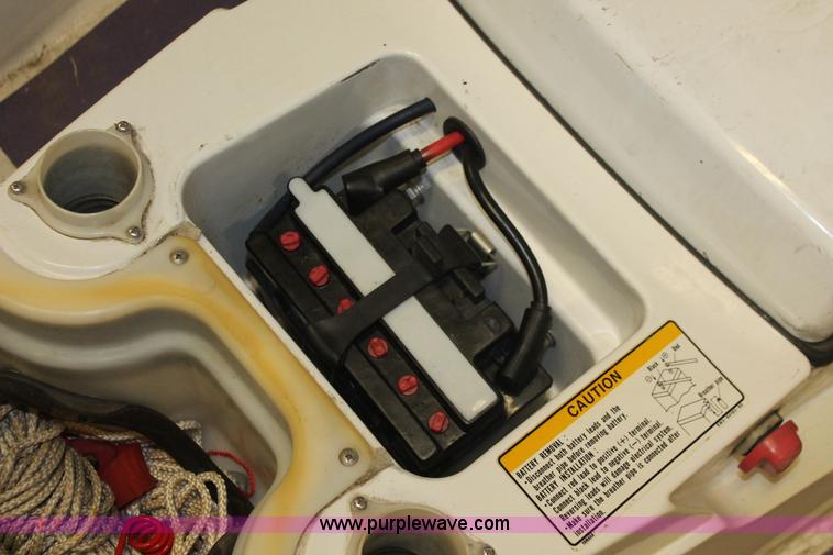 image for item H3521 (2) Yamaha WaveRaider 700 personal watercrafts