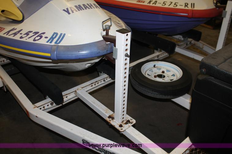 image for item H3521 (2) Yamaha WaveRaider 700 personal watercrafts