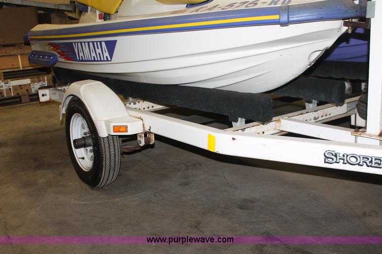 image for item H3521 (2) Yamaha WaveRaider 700 personal watercrafts