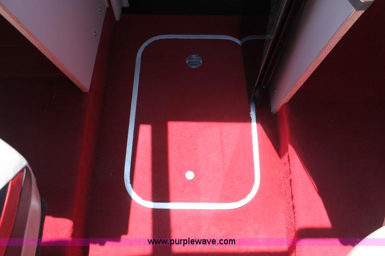 image for item H3573 1992 Maxum 2400 Super Sport Limited boat