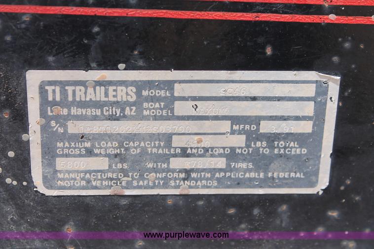 image for item H3573 1992 Maxum 2400 Super Sport Limited boat