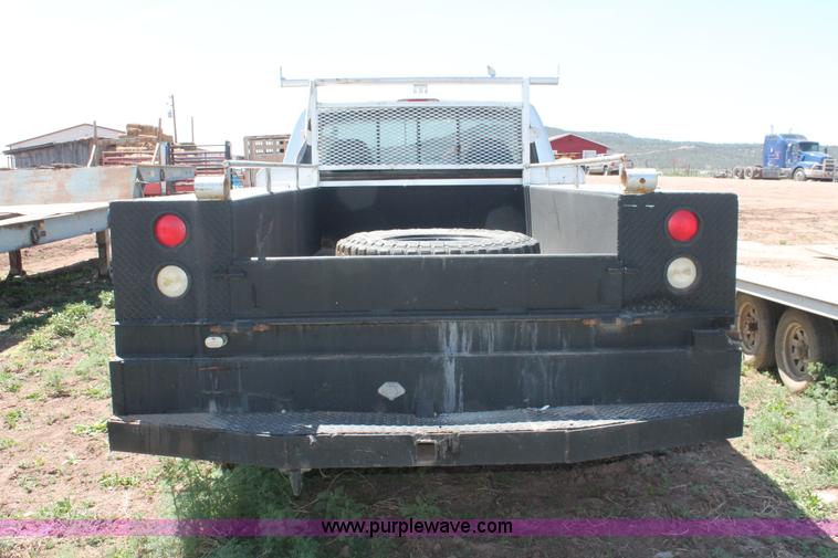 image for item H3575 1996 Ford F250 XL utility truck