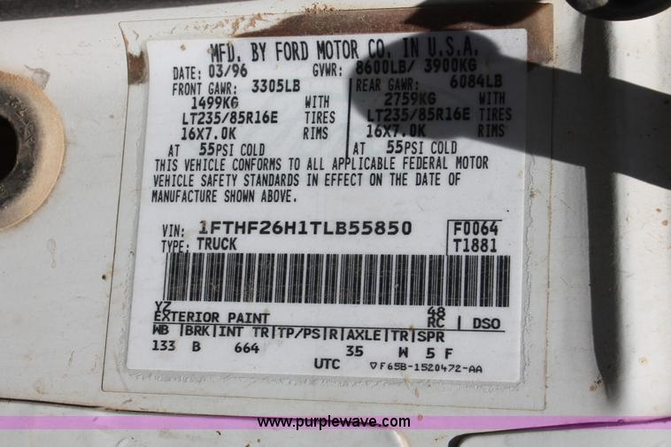 image for item H3575 1996 Ford F250 XL utility truck