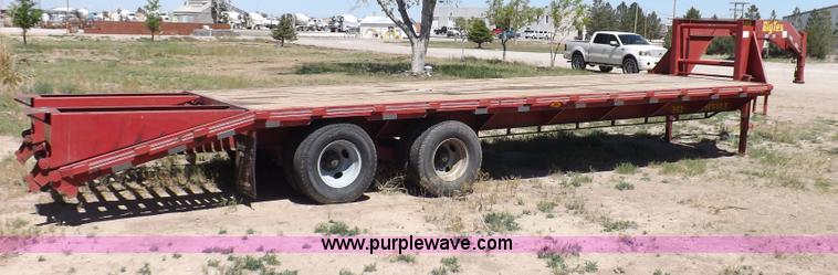 image for item H7078 2001 Big Tex 22GN gooseneck trailer