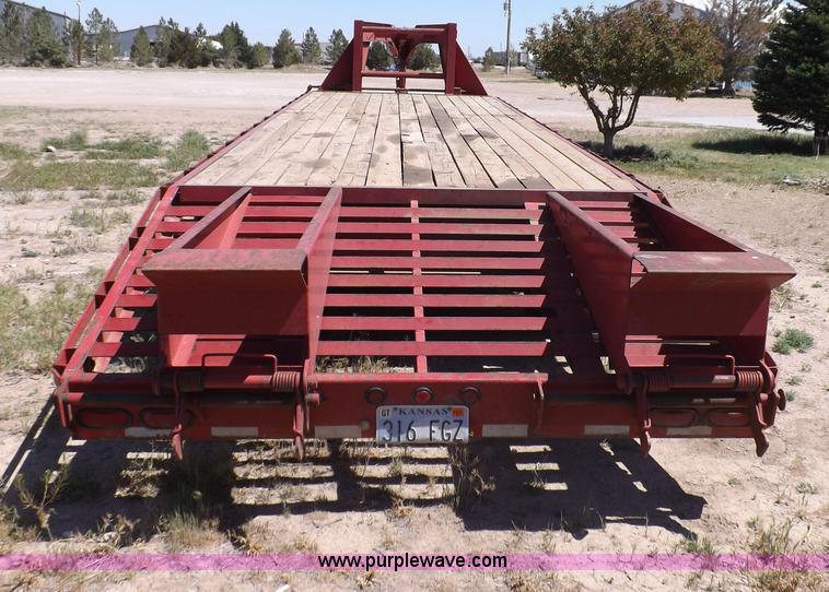 image for item H7078 2001 Big Tex 22GN gooseneck trailer