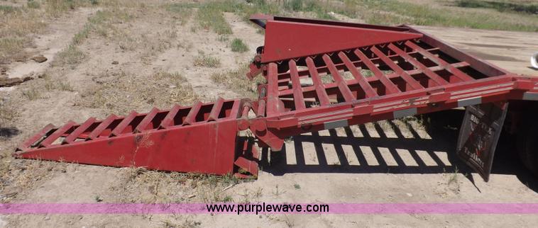 image for item H7078 2001 Big Tex 22GN gooseneck trailer