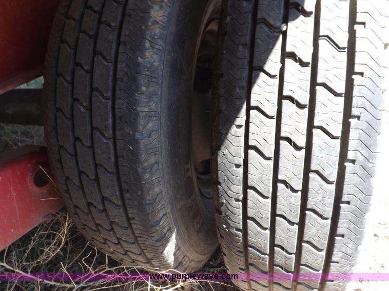 image for item H7078 2001 Big Tex 22GN gooseneck trailer