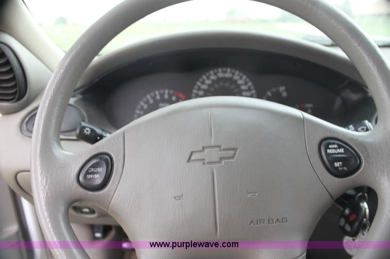 image for item H7487 2000 Chevrolet Malibu