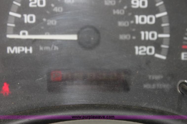 image for item H7487 2000 Chevrolet Malibu