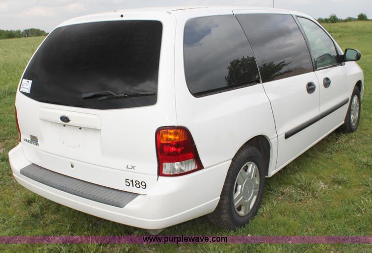 image for item H7488 2003 Ford Windstar LX minivan