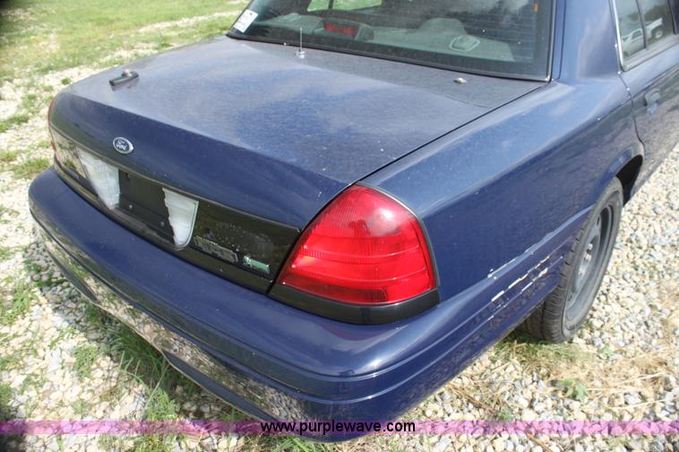 image for item H7489 2009 Ford Crown Victoria Police Interceptor