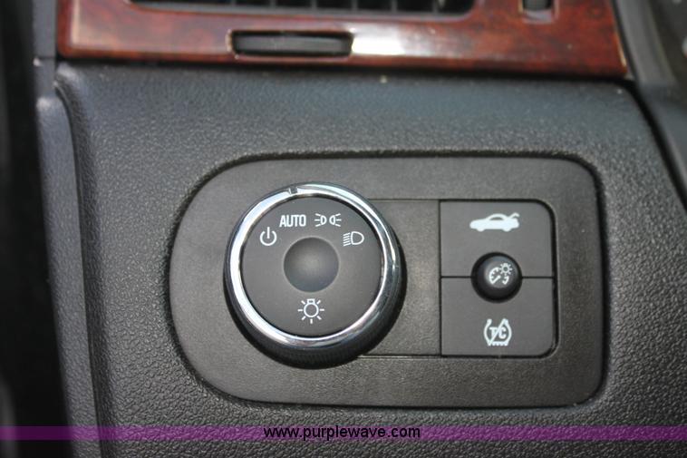 image for item H7490 2009 Chevrolet Impala LS