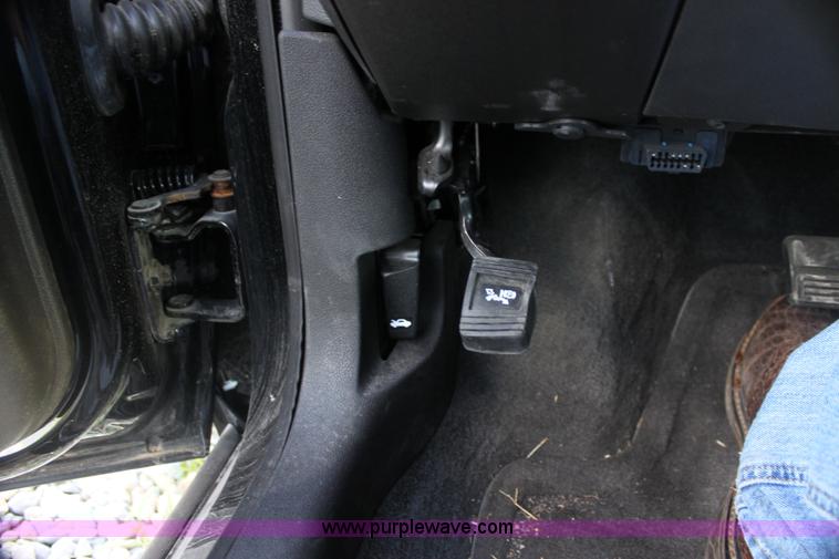 image for item H7490 2009 Chevrolet Impala LS