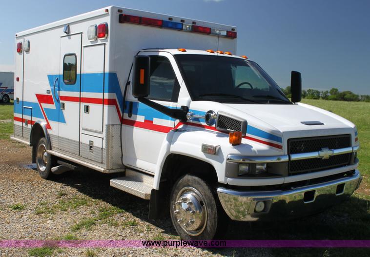 image for item H7491 2008 Chevrolet ambulance