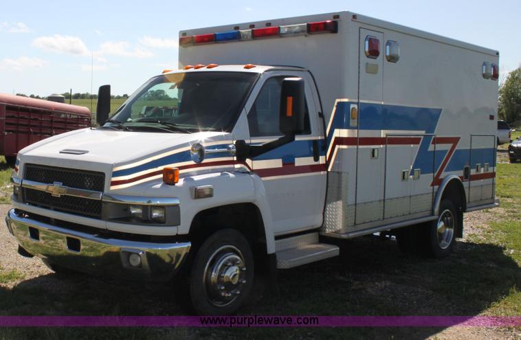 image for item H7491 2008 Chevrolet ambulance