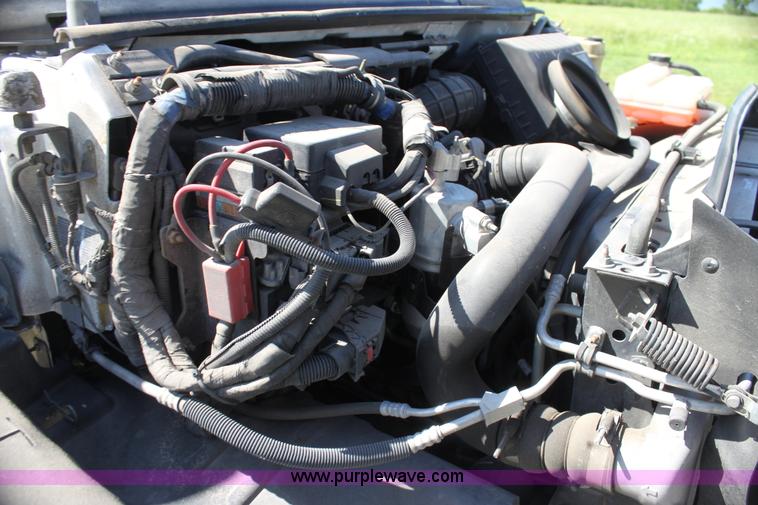 image for item H7491 2008 Chevrolet ambulance