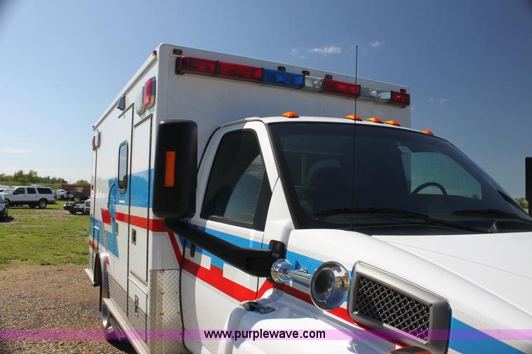 image for item H7491 2008 Chevrolet ambulance