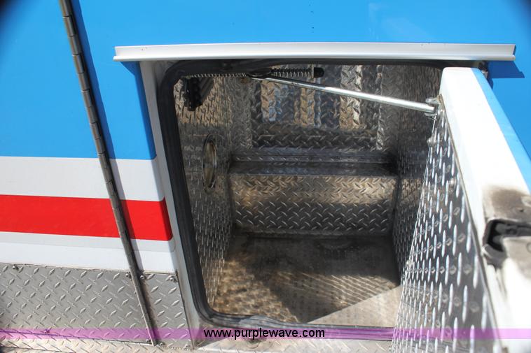 image for item H7491 2008 Chevrolet ambulance