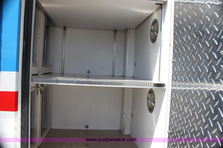 image for item H7491 2008 Chevrolet ambulance