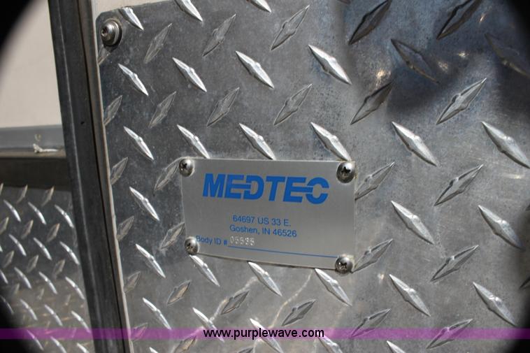 image for item H7491 2008 Chevrolet ambulance