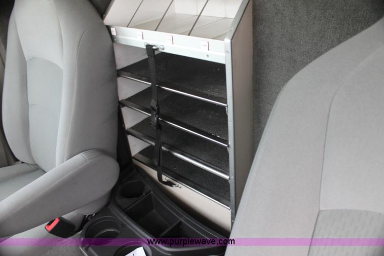 image for item H7492 2009 Ford E450 Super Duty ambulance