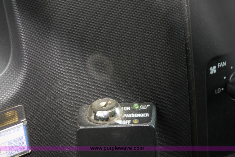 image for item H7492 2009 Ford E450 Super Duty ambulance