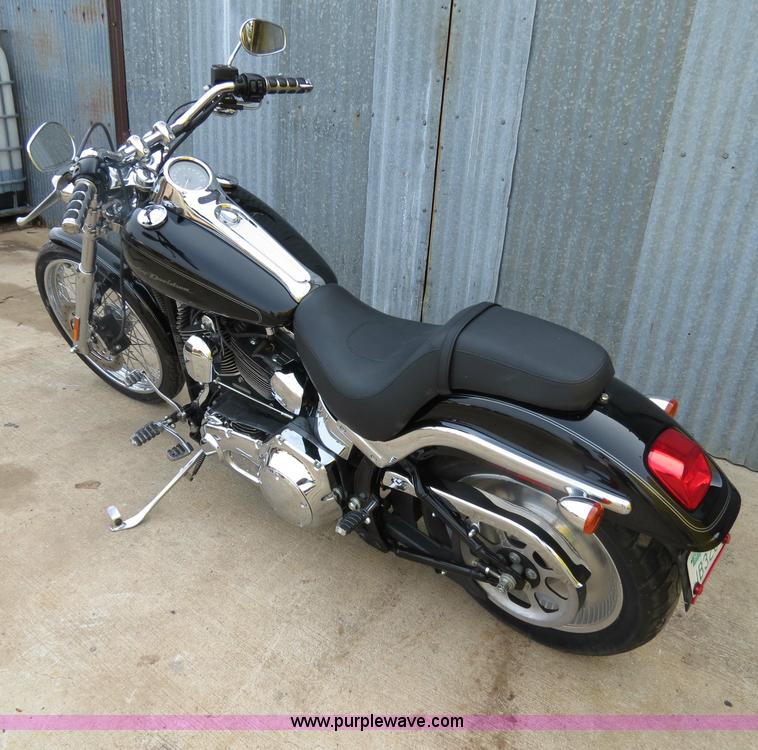 image for item S9685 2006 Harley Davidson Softail Deuce motorcycle