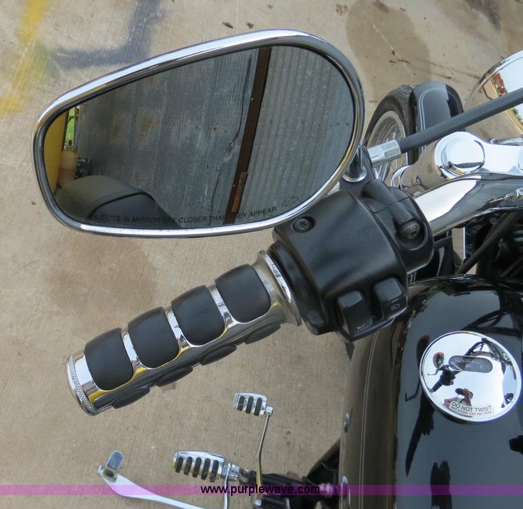 image for item S9685 2006 Harley Davidson Softail Deuce motorcycle