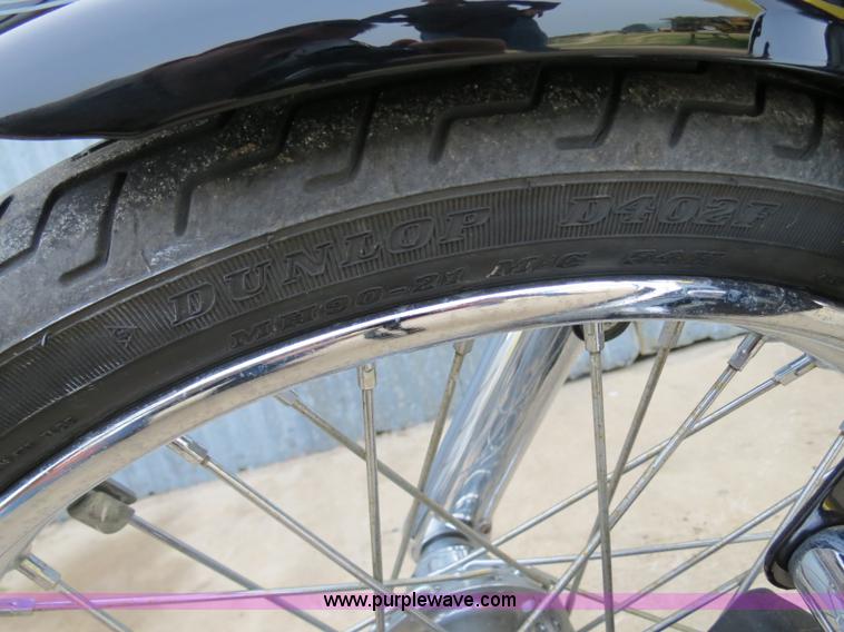 image for item S9685 2006 Harley Davidson Softail Deuce motorcycle