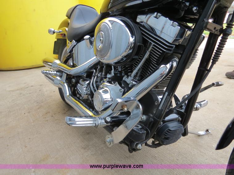 image for item S9685 2006 Harley Davidson Softail Deuce motorcycle