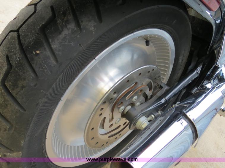 image for item S9685 2006 Harley Davidson Softail Deuce motorcycle