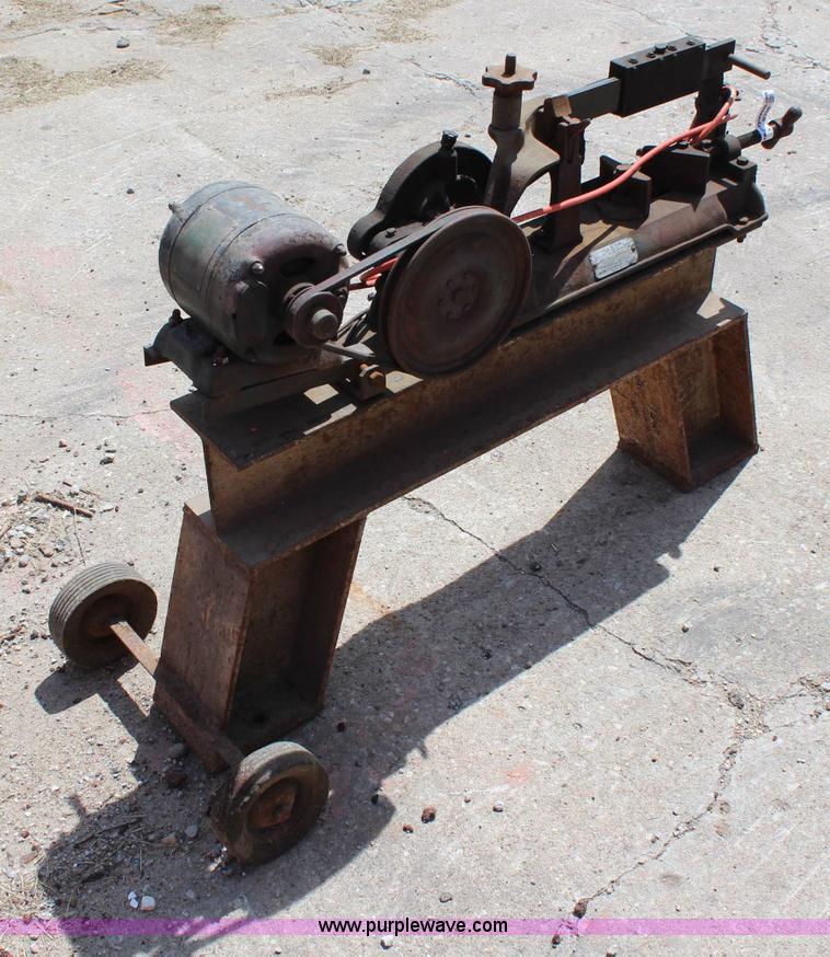 image for item X9326 Ward Powercraft hack saw