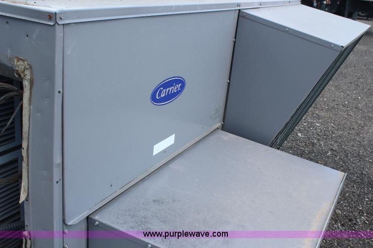 image for item X9343 Carrier air conditioning unit